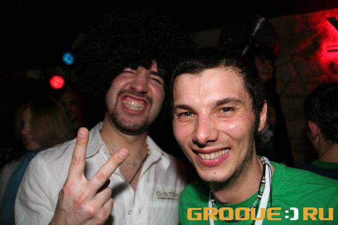 « :       : , ٨ !!!»